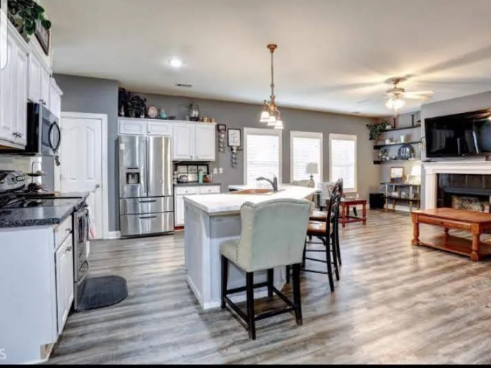 Kitchen flooring
